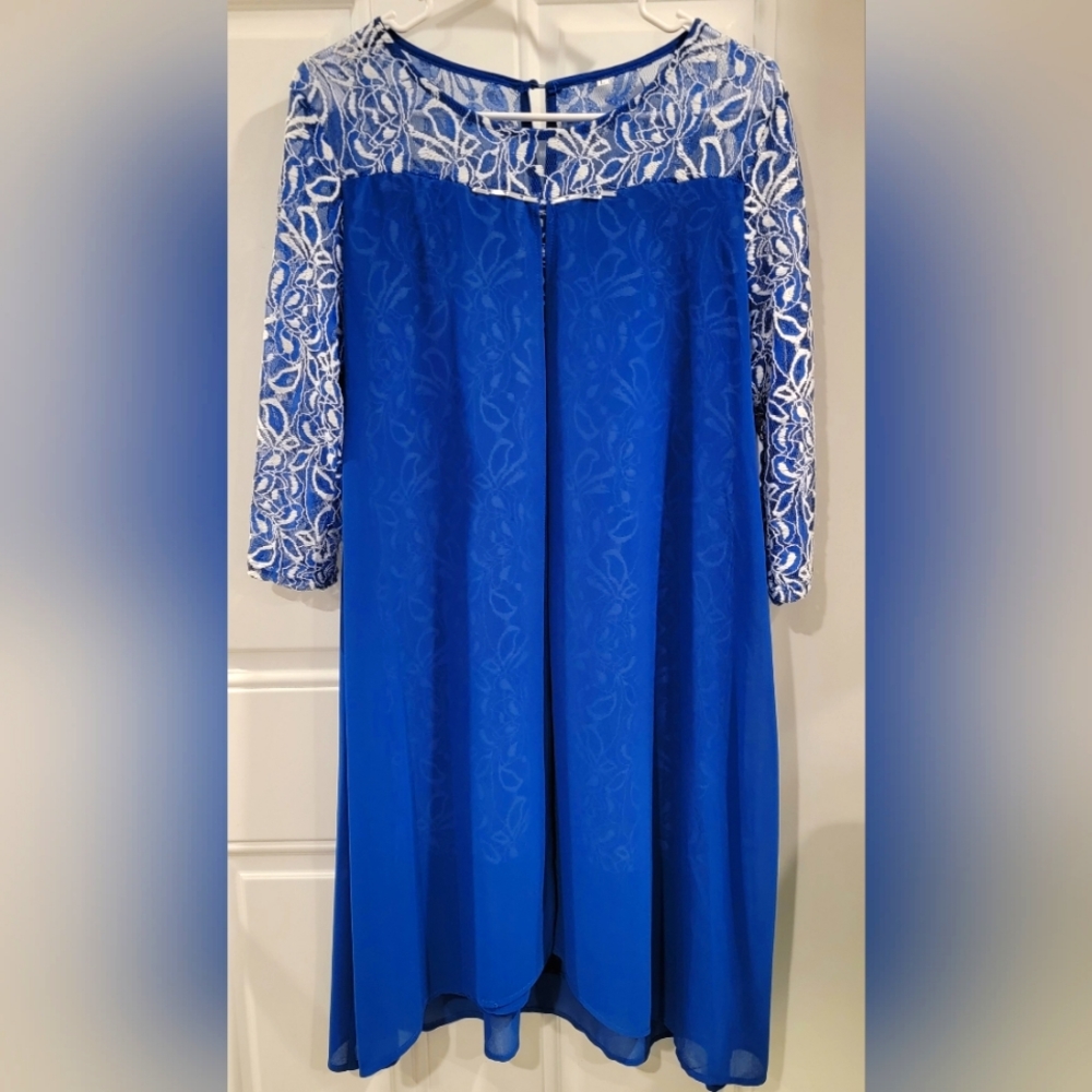 ROYAL BLUE DRESS SIZE LARGE FLORAL